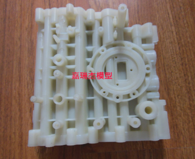 快速成型工藝的應(yīng)用具有怎樣特征？
